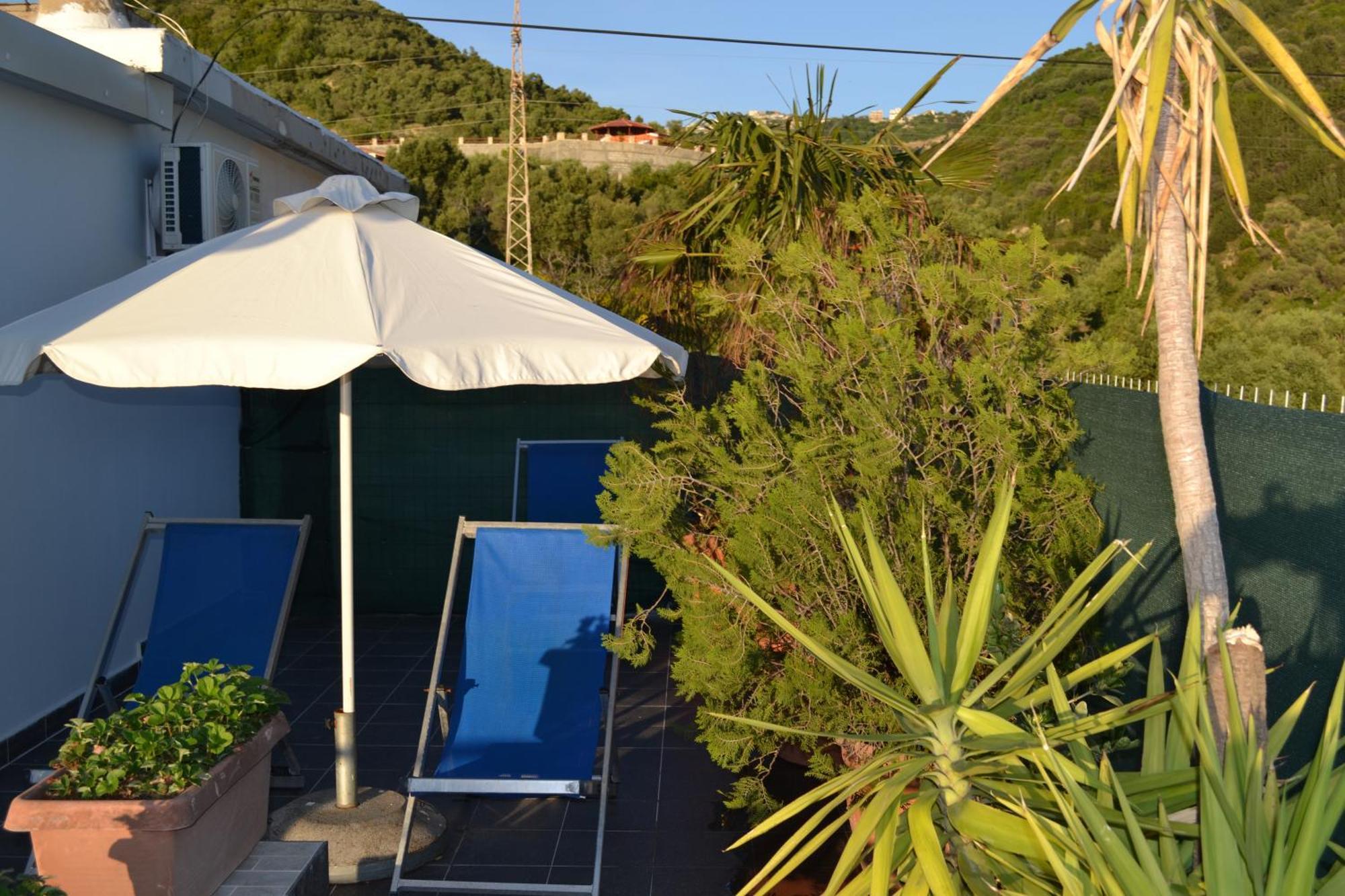 Апартаменти Seaview Penthouse Terrace & Garage Вльора Екстер'єр фото